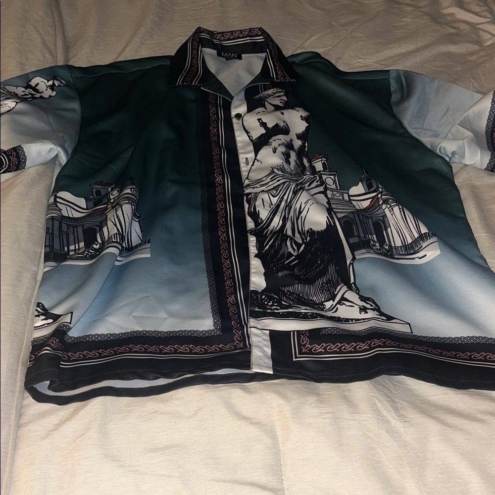 Artistic Graphic Button-Up Shirt XL